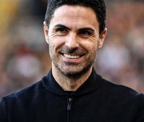 西甲英超双雄齐发力，巴萨阿森纳携手晋级四强，共同冲刺赛季四冠王梦