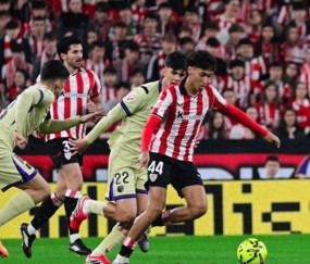 魔鬼主场沦陷！18岁小将一锤定音， 11亿豪门4分优势笑傲西甲！