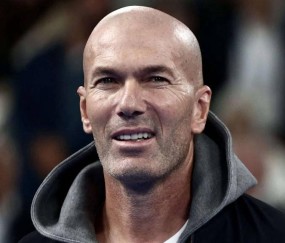 等待五载终圆梦,齐达内即将执掌法国队帅印,曾率皇马创欧冠三连冠辉煌