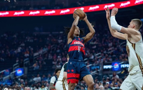 波尔津吉斯28+8桑托斯27分 勇士险胜奇才迎三连胜